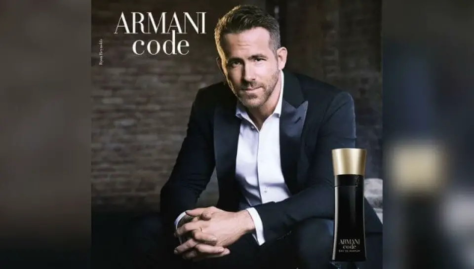 Ryan Reynolds el hombre Armani Code