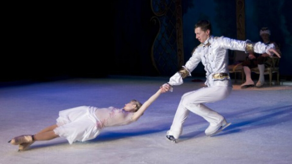 Ballet de Moscú sobre Hielo presenta “La Reina de las Nieves” y “La  Cenicienta”