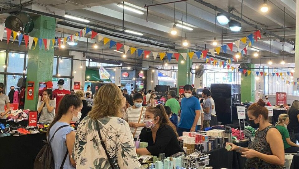 Melbourne Refinar Menos que Todo un shopping con descuentos en la Feria de Garage del Shopping Mariscal