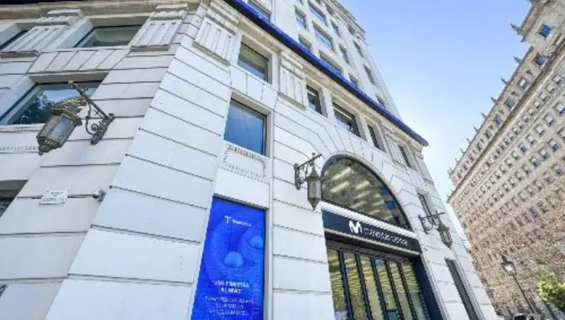 Movistar Center Enhances Accessibility to Mobile World Congress in Barcelona Center