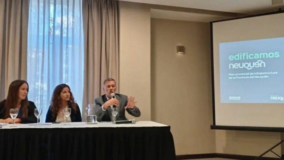 Jóvenes profesionales de todo el país se capacitan en Neuquén y destacan su modelo de gestión