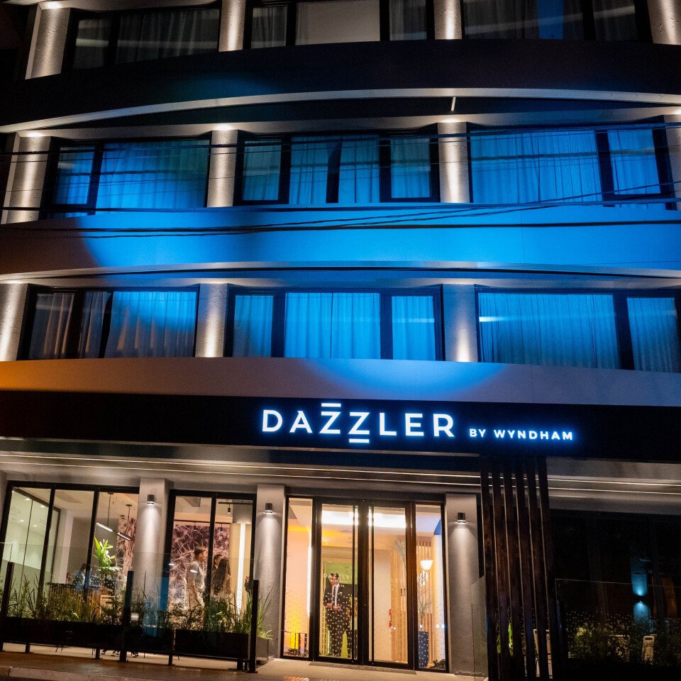 Salta estrena el Dazzler by Wyndham (una inversión millonaria que convierte una clínica en ícono hotelero)