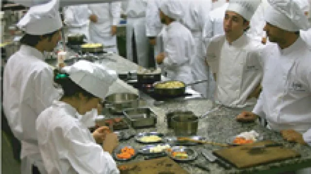 Pasan los años y el boom de las escuelas de gastronomía continúa (20 a 25% más de alumnos)