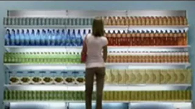 Con “Dudas”, Tarjeta Naranja copa el cable a nivel nacional