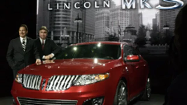 ¿Un auto que se estaciona solo?