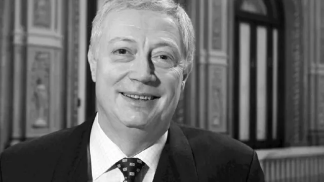 Guillermo Ramos Mexia se fue del Banco de Córdoba