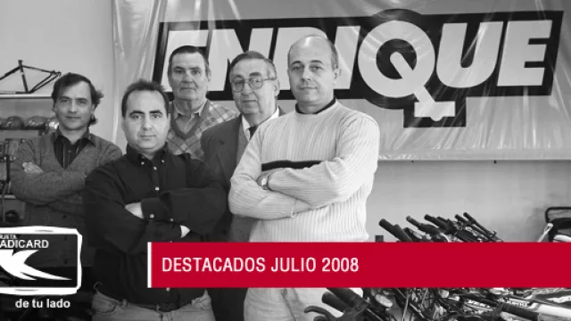 El equipo de Bicicletas Enrique, uno de los 20 finalistas de Los Destacados del 2008: