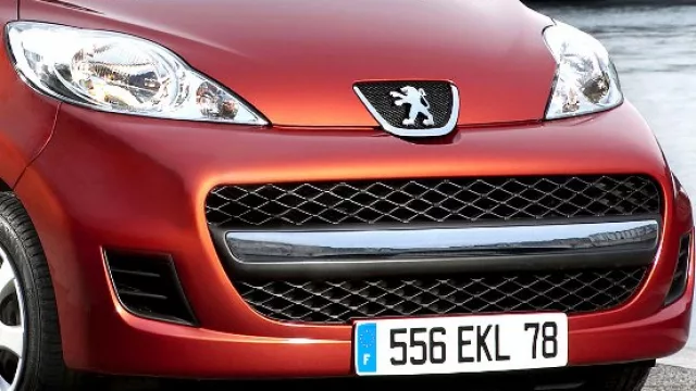 Peugeot 107. Todo el encanto francés en envase chico