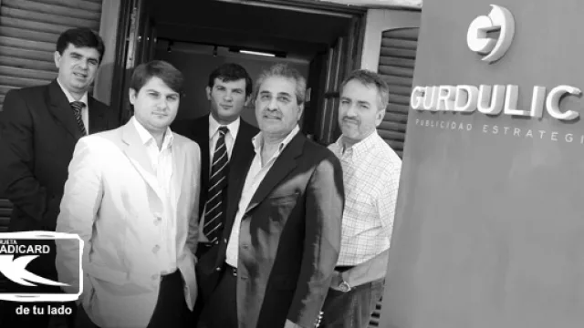 El equipo de Gurdulich Publicidad