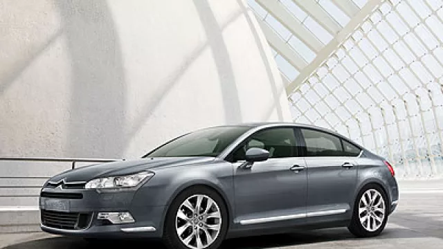 Nuevo Citroën C5: Más grande, más lujoso, más alemán.