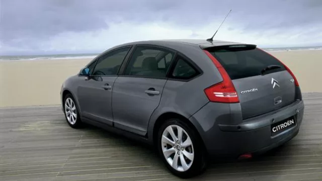 Llega el Citroën C4 bicuerpo