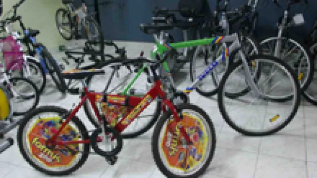 Tomaselli vende bicis en "co-branding"