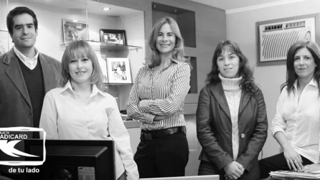 El equipo de Julia Saúl