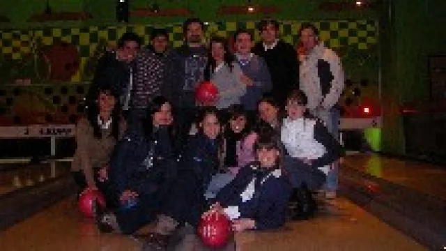 Empresas con "ritos" propios: dígalo con mímica, squash, picadas y más...