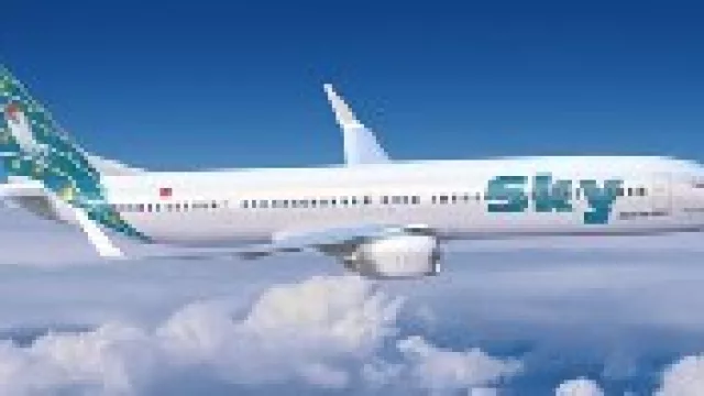 Sky, otra que esquiva Aeroparque y Ezeiza.