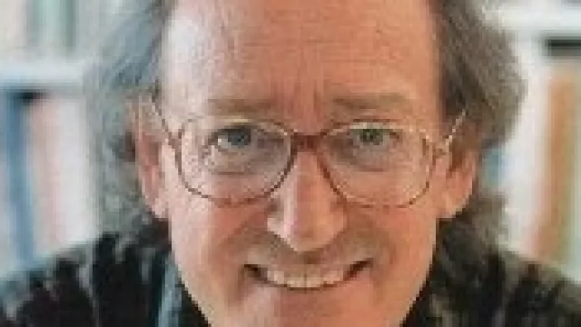 Viene Joan Costa a Córdoba... ¿venís a escucharlo?