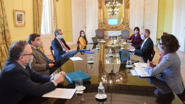 Los sectores críticos serán eximidos de las contribuciones patronales