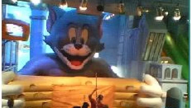 En mayo llegan Mundo Cartoon y un super bowling al Olmos