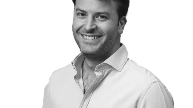 Como un agente de bolsa, pero de criptomonedas