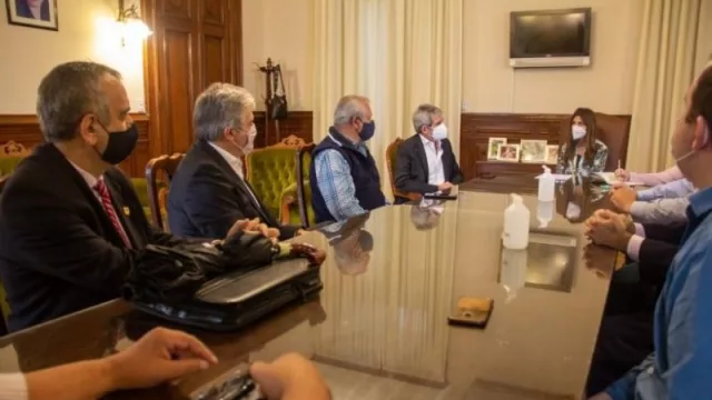 Representantes de hoteles, bares y restaurantes solicitaron medidas al Gobierno tucumano