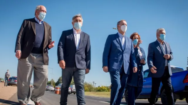 Schiaretti y Llaryora habilitaron 1.000 metros del tercer carril de Circunvalación