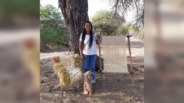 Tejedoras de El Impenetrable y Rewilding desarrollan piezas inspiradas en el monte 