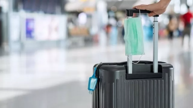 Con los datos de abril, la “balanza de turistas” acentúa su rojo: entraron 454.700 y salieron 668.900 (déficit: 214.200)