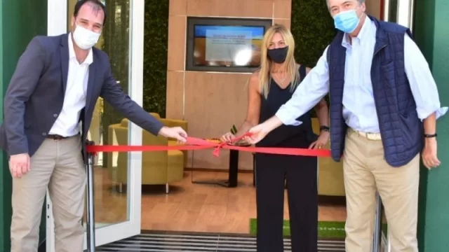 Santander ya tiene en provincia de Buenos Aires la primera sucursal solo para agronegocios (en Brasil tiene 60)