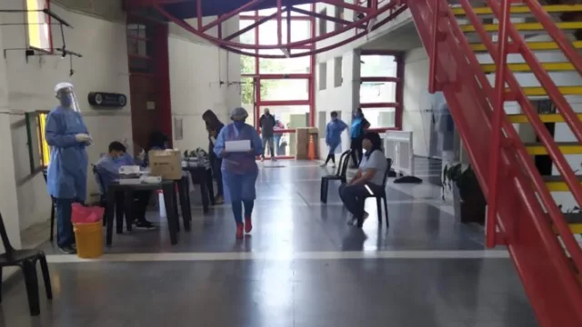 Testeos: cinco CPC amplían el horario y atienden en doble turno