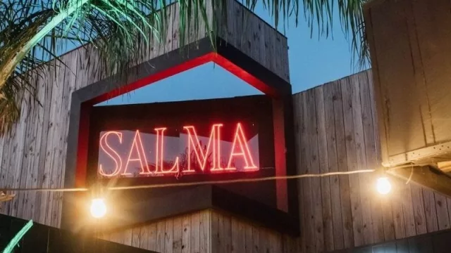 Salma, un bar con bastante de boliche, se suma a la Recta Martinolli (y con sponsors)