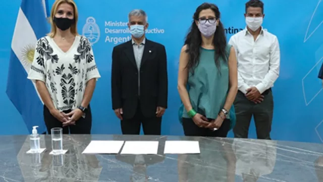 Hablando se entiende la gente: pizzerías, heladerías y franquicias acuerdan un tope de comisiones con Pedidos Ya!