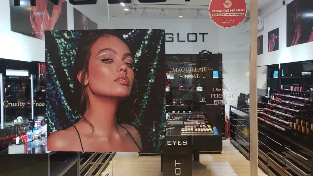 Inglot: maquillaje de Polonia en Patio Olmos (cruelty free, sistema freedom y Duraline como producto estrella)