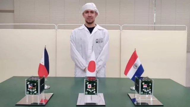 Adolfo Jara, el ingeniero que construyó el GuaraníSat-1