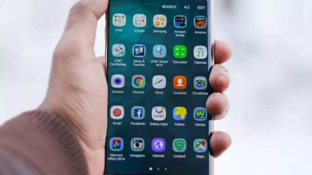 Explora dos estrategias para mejorar la presencia online de tu negocio