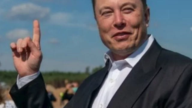 Elon Musk envía satélites y Bitcoin al espacio (¿hacia los US$ 100.000 este año?)