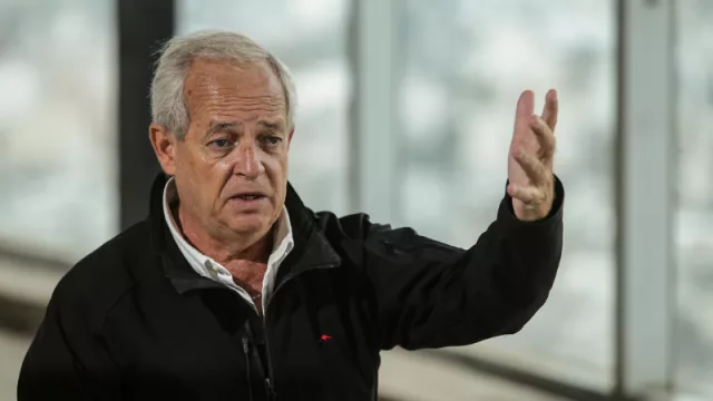 “En pocos días estará comenzando la obra del Teatro Comedia”. 