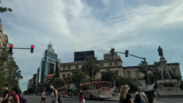 Sobre el ordenamiento de la cartelería en vía pública