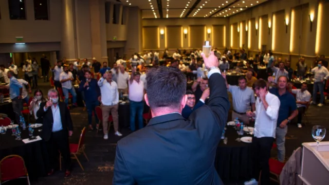 Belgrano Primero presenta su propuesta a los empresarios en el Holiday Inn.