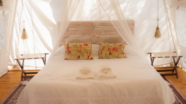 En carpa pero “con glamour”: los glampings, la nueva tendencia para vacacionar (mirá los lugares de Córdoba)