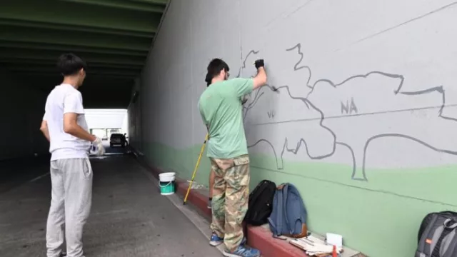Comenzó a pintarse el mayor mural artístico de Córdoba
