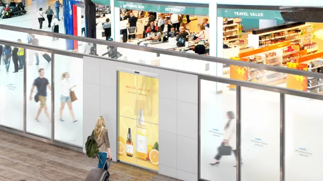 La “puerta-pantalla” transparente desarrollada por LG y Assa 