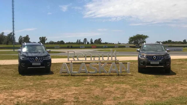 Probamos a fondo en una pista la Alaskan que ya se vende en Córdoba (por Autocity y Mediterráneo Automotores)