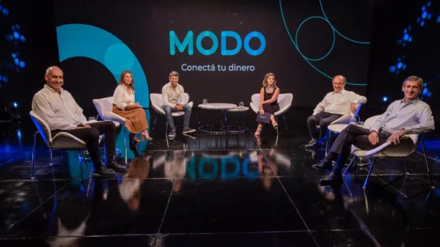  No nos une el amor, sino… competir contra Mercado Pago: representantes de ICBC, Macro, Nación y Credicoop en la presentación de Modo.