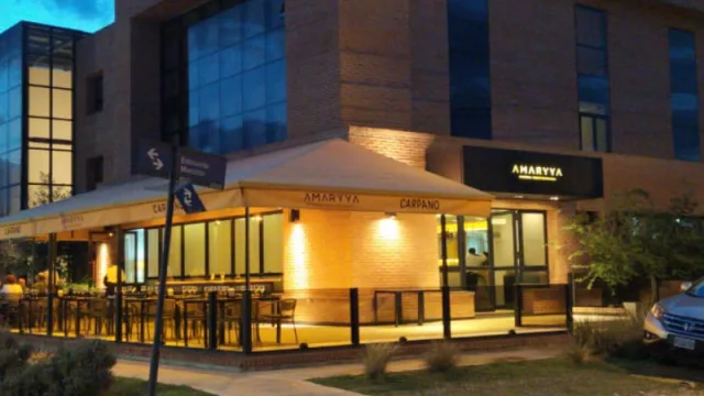 Neper Hotel renueva su oferta gastronómica con Amaryya, Cocina Mediterránea (un “bistró descontracturado y elegante”)