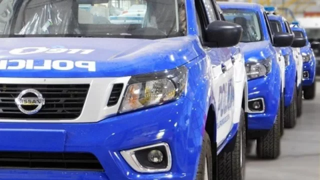 La Policía de Córdoba incorporó 45 camionetas Nissan Frontier 0km (para la renovación de su equipamiento de patrullaje)