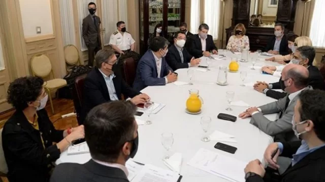 Analizan la reapertura del turismo interno y el regreso de los teatros tucumanos 