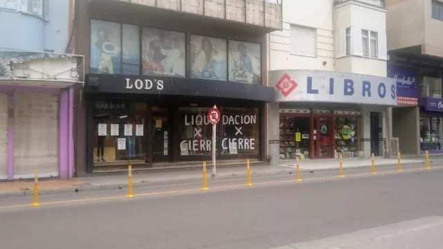 La Cámara de Comercio solicitó al municipio retirar los conos amarillos de la vía pública 