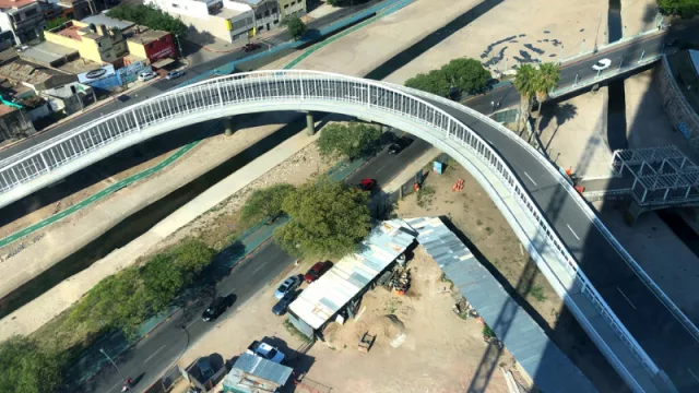 Donde se ve el montículo de arena, ahí será el emplazamiento de la segunda torre de Capitalinas.