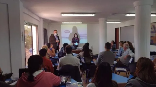 Las escuelas municipales contarán con un nuevo programa de desarrollo de habilidades científicas y tecnológicas