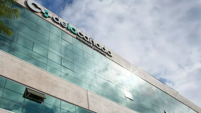 Ahora te podés hacer un test rápido sin bajarte de tu auto (con Sanatorio de la Cañada y Grupo GEA)